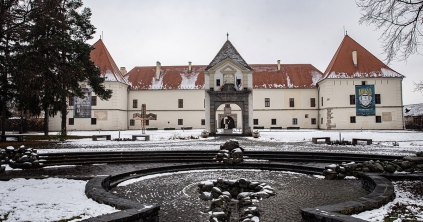 „Ha per, úgymond, hadd legyen per!”